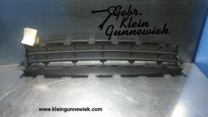 Used Bumper grille Renault Megane Price € 25,00 Margin scheme offered by Gebr.Klein Gunnewiek Ho.BV