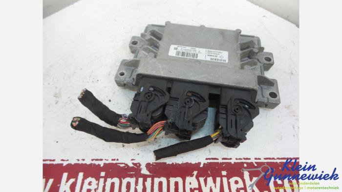 Used Injection computer Renault Clio Price € 100,00 Margin scheme offered by Klein Gunnewiek Autodemontage & Motorentechniek