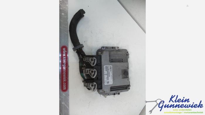 Used Injection computer Ford Focus Price € 34,00 Margin scheme offered by Klein Gunnewiek Autodemontage & Motorentechniek