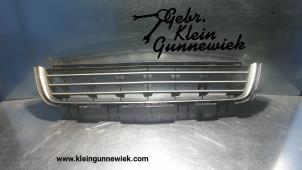 Used Bumper grille Opel Astra Price € 25,00 Margin scheme offered by Gebr.Klein Gunnewiek Ho.BV
