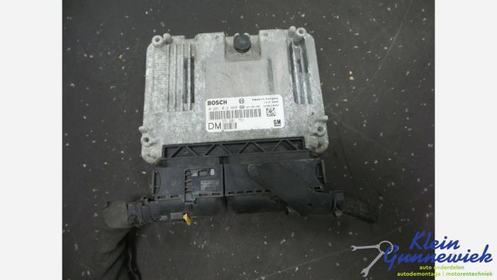 Used Injection computer Opel Vectra Price € 49,00 Margin scheme offered by Klein Gunnewiek Autodemontage & Motorentechniek