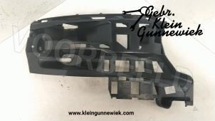 Used Rear bumper bracket, left Porsche Macan Price € 25,00 Margin scheme offered by Gebr.Klein Gunnewiek Ho.BV
