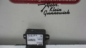 Używane Sterownik oswietlenia Volkswagen Golf Sportsvan Cena € 85,00 Procedura marży oferowane przez Gebr.Klein Gunnewiek Ho.BV