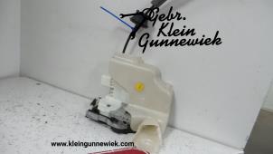 Usados Mecanismo de cerradura de puerta de 2 puertas izquierda Audi TT Precio € 45,00 Norma de margen ofrecido por Gebr.Klein Gunnewiek Ho.BV