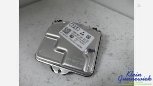 Używane Sterownik oswietlenia Audi RS5 Cena € 75,00 Procedura marży oferowane przez Klein Gunnewiek Autodemontage & Motorentechniek