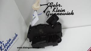 Używane Mechanizm blokady drzwi lewych tylnych wersja 4-drzwiowa Volkswagen Arteon Cena € 35,00 Procedura marży oferowane przez Gebr.Klein Gunnewiek Ho.BV