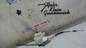 Usagé Serrure arrière droite Audi Q5 Prix € 70,00 Règlement à la marge proposé par Gebr.Klein Gunnewiek Ho.BV