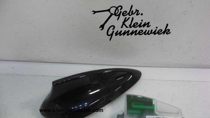 GPS antenna from a BMW 3-Serie 2014
