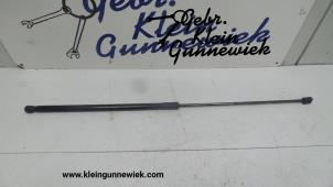 Used Bonnet gas strut, left Volkswagen Golf Price € 20,00 Margin scheme offered by Gebr.Klein Gunnewiek Ho.BV