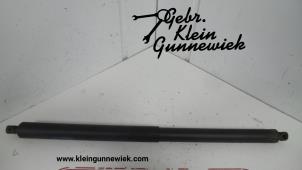 Used Rear gas strut, right Volkswagen T-Roc Price € 25,00 Margin scheme offered by Gebr.Klein Gunnewiek Ho.BV