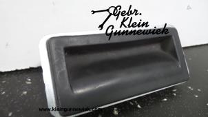 Usados Manija del portón trasero Audi Q3 Precio € 25,00 Norma de margen ofrecido por Gebr.Klein Gunnewiek Ho.BV