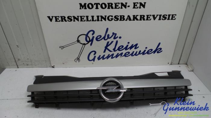Begagnade Grill Opel Astra Pris € 30,00 Marginaltabell erbjuds av Klein Gunnewiek Autodemontage & Motorentechniek