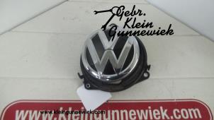 Usagé Poignée hayon Volkswagen Passat Prix € 65,00 Règlement à la marge proposé par Gebr.Klein Gunnewiek Ho.BV