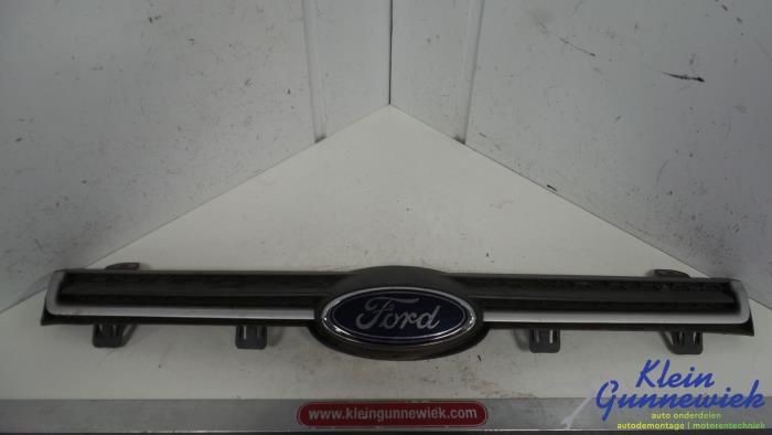 Używane Grill Ford Ecosport Cena € 21,00 Procedura marży oferowane przez Klein Gunnewiek Autodemontage & Motorentechniek