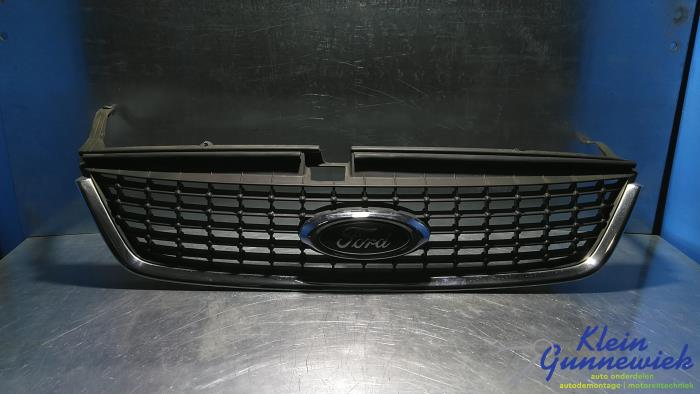 Używane Grill Ford Mondeo Cena € 23,00 Procedura marży oferowane przez Klein Gunnewiek Autodemontage & Motorentechniek