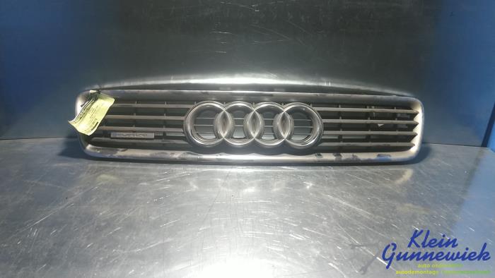 Grille de calandre avant