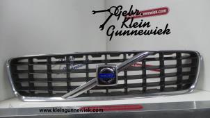 Gebrauchte Grill Volvo S60 Preis € 35,00 Margenregelung angeboten von Gebr.Klein Gunnewiek Ho.BV