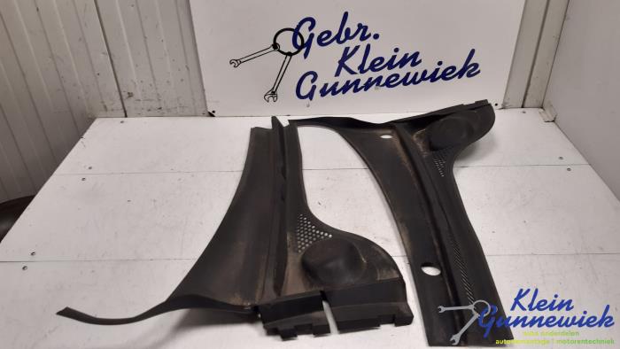 Używane Parawan Volkswagen Jetta Cena € 35,00 Procedura marży oferowane przez Klein Gunnewiek Autodemontage & Motorentechniek