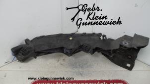 Used Headlight frame, left Audi Q7 Price € 20,00 Margin scheme offered by Gebr.Klein Gunnewiek Ho.BV