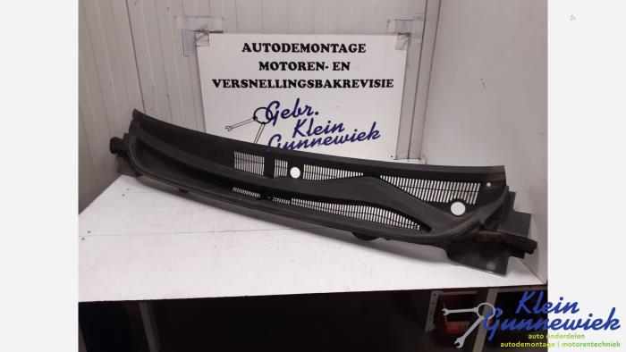 Używane Parawan Ford Ranger Cena € 65,00 Procedura marży oferowane przez Klein Gunnewiek Autodemontage & Motorentechniek