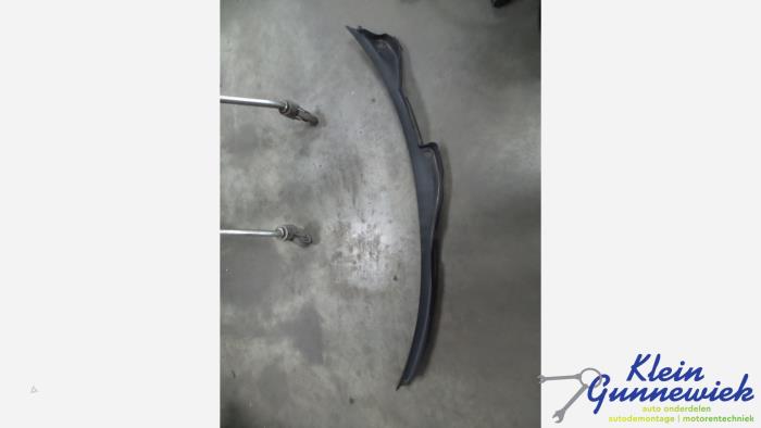 Używane Parawan Audi A4 Cena € 18,00 Procedura marży oferowane przez Klein Gunnewiek Autodemontage & Motorentechniek