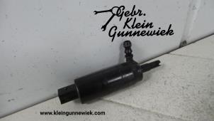 Used Headlight washer pump Volkswagen Scirocco Price € 20,00 Margin scheme offered by Gebr.Klein Gunnewiek Ho.BV