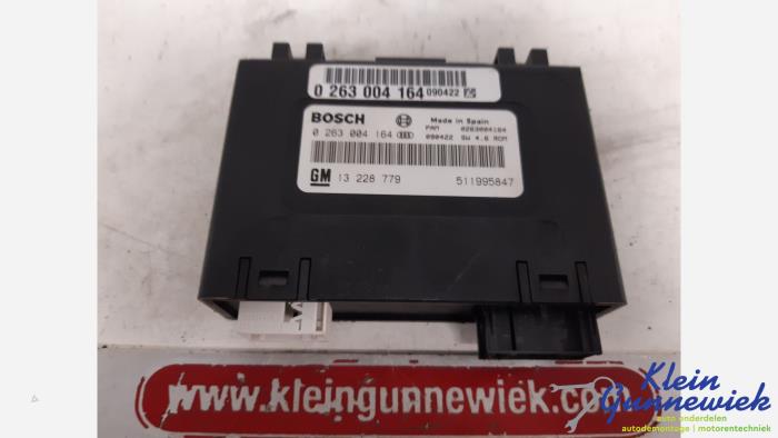 Begagnade PDC-modul Opel Astra Pris € 19,00 Marginaltabell erbjuds av Klein Gunnewiek Autodemontage & Motorentechniek