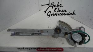 Used Door window motor Kia Carens Price € 65,00 Margin scheme offered by Gebr.Klein Gunnewiek Ho.BV