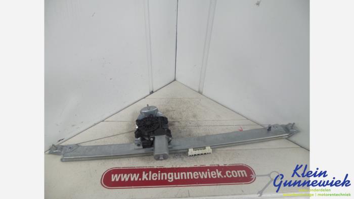 Usados Motor de ventanilla de puerta Nissan NV300 Precio € 38,00 Norma de margen ofrecido por Klein Gunnewiek Autodemontage & Motorentechniek
