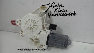 Usados Motor de ventanilla de puerta Audi E-Tron Precio € 35,00 Norma de margen ofrecido por Gebr.Klein Gunnewiek Ho.BV