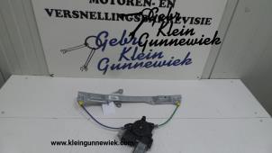 Usagé Moteur de vitre portière Opel Corsa Prix € 45,00 Règlement à la marge proposé par Gebr.Klein Gunnewiek Ho.BV