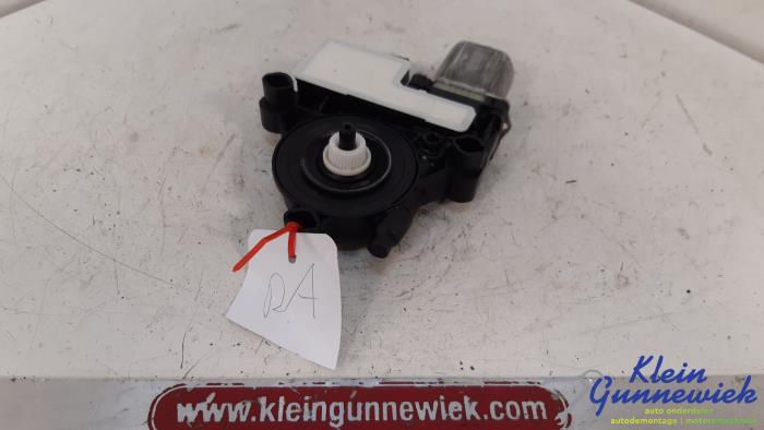Usados Motor de ventanilla de puerta Seat Leon Precio € 20,00 Norma de margen ofrecido por Klein Gunnewiek Autodemontage & Motorentechniek
