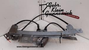 Used Door window motor Opel Tigra Price € 100,00 Margin scheme offered by Gebr.Klein Gunnewiek Ho.BV