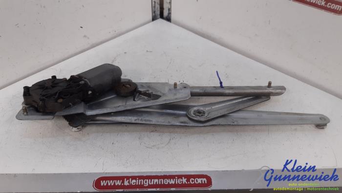 Usados Motor de ventanilla de puerta Renault Twingo Precio € 35,00 Norma de margen ofrecido por Klein Gunnewiek Autodemontage & Motorentechniek
