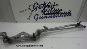 Used Wiper mechanism Volkswagen Touareg Price € 60,00 Margin scheme offered by Gebr.Klein Gunnewiek Ho.BV