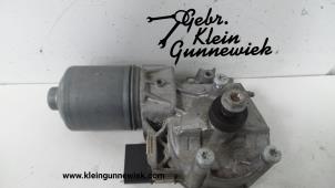 Usagé Moteur essuie-glace avant Volkswagen Touareg Prix € 60,00 Règlement à la marge proposé par Gebr.Klein Gunnewiek Ho.BV