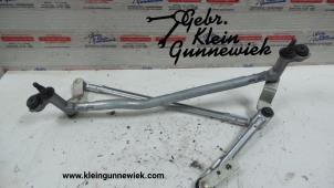 Used Wiper mechanism Volkswagen Touran Price € 50,00 Margin scheme offered by Gebr.Klein Gunnewiek Ho.BV