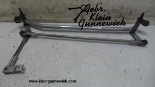 Used Wiper mechanism Volkswagen Beetle Price € 55,00 Margin scheme offered by Gebr.Klein Gunnewiek Ho.BV