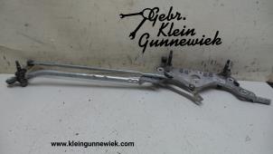 Used Wiper mechanism Volkswagen Touareg Price € 65,00 Margin scheme offered by Gebr.Klein Gunnewiek Ho.BV