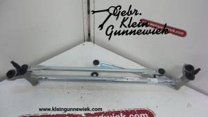 Used Wiper mechanism Volkswagen T-Roc Price € 55,00 Margin scheme offered by Gebr.Klein Gunnewiek Ho.BV