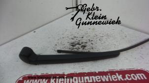 Usados Brazo de limpiaparabrisas detrás Audi A4 Precio € 25,00 Norma de margen ofrecido por Gebr.Klein Gunnewiek Ho.BV