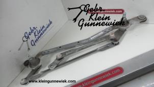 Used Wiper mechanism Opel Karl Price € 60,00 Margin scheme offered by Gebr.Klein Gunnewiek Ho.BV