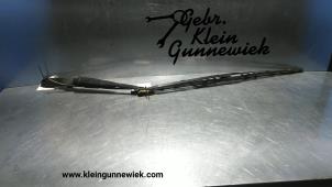 Used Front wiper arm Iveco New Daily Price € 25,00 Margin scheme offered by Gebr.Klein Gunnewiek Ho.BV