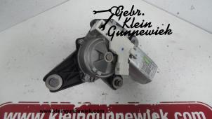 Usagé Moteur essuie-glace arrière Renault Megane Scenic Prix € 35,00 Règlement à la marge proposé par Gebr.Klein Gunnewiek Ho.BV