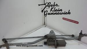 Usagé Moteur essuie-glace avant Volkswagen Transporter Prix € 65,00 Règlement à la marge proposé par Gebr.Klein Gunnewiek Ho.BV
