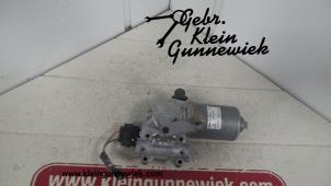 Gebrauchte Scheibenwischermotor vorne Renault Master Preis € 95,00 Margenregelung angeboten von Gebr.Klein Gunnewiek Ho.BV
