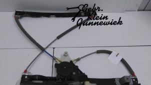 Gebrauchte Fenstermechanik 4-türig rechts vorne Ford B-Max Preis € 50,00 Margenregelung angeboten von Gebr.Klein Gunnewiek Ho.BV