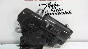 Used Motor for power tailgate closer Volkswagen Tiguan Price € 65,00 Margin scheme offered by Gebr.Klein Gunnewiek Ho.BV
