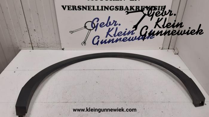 Wheel arch strip Volkswagen Tiguan - 5NA854819K