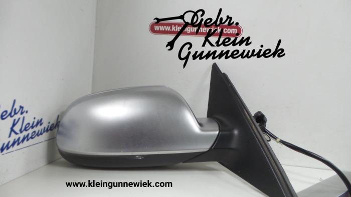 Wing mirror, right from a Audi A4 2014